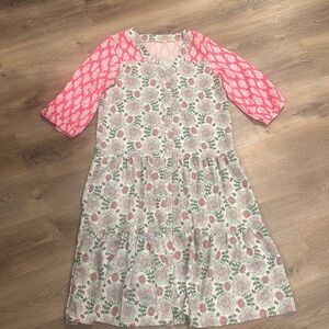Floral midi dress with Pink Sleeves